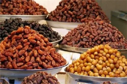 تصویر 4 از قیمت خرما پیارم جنوب + خرید باور نکردنی